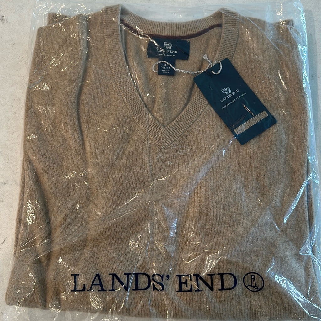 Lands End Men’s 100% Cashmere V Neck Sweater, Color Tan.